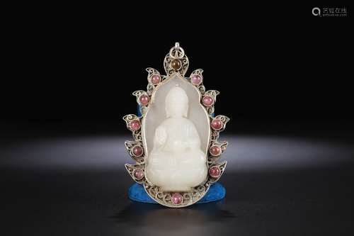 A Hetian Jade Gautama Buddha Pendant