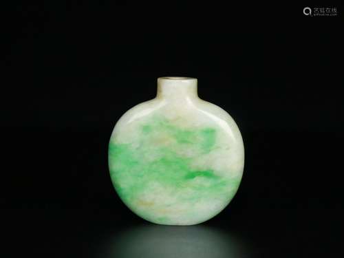 A Jadeite Snuff Bottle