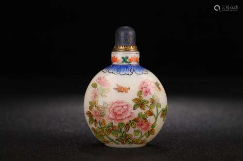 A Colored Glaze Snuff Bottle