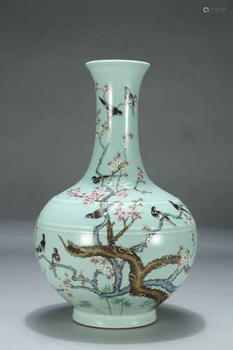 Celadon Glazed Famille Rose Vase, Daqing-Qianlong-Nianzhi Mark