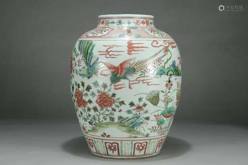 Wucai Floral Phoenix Pattern Jar