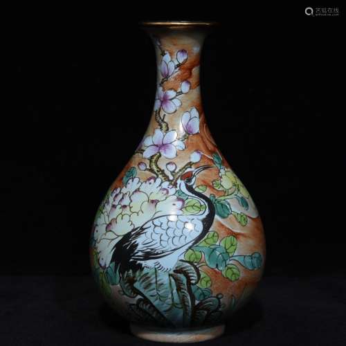 Ru Kiln Famille Rose Gilt Floral and Bird Yuhuchunping Vase