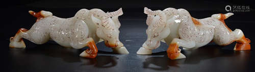 PAIR OF ANTIQUE JADE COW PENDANT