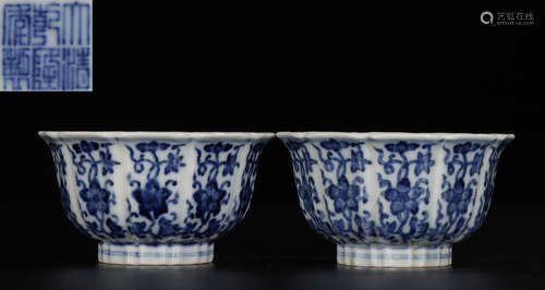 PAIR OF BLUE&WHITE GLAZE CUP WITH FLOWER PATTERN