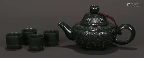 SET OF GREEN JADE POT&CUPS