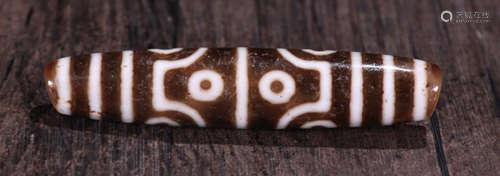 A EIGHT EYES PATTERN DZI