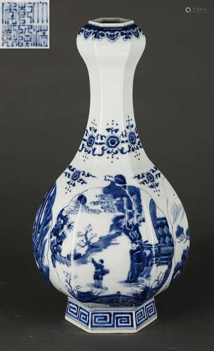 A BLUE&WHITE GLAZE VASE PAINTED WITH STORY