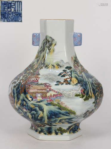 A FAMILLE ROSE GLAZE VASE PAINTED WITH LANDSCAPE