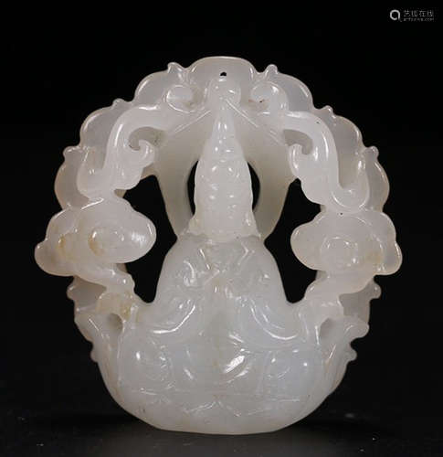 A HETIAN JADE PENDANT CARVED WITH GUANYIN BUDDHA