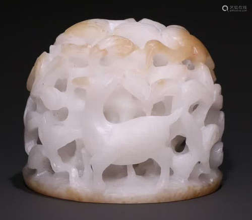 A HETIAN JADE PENDANT CARVED WITH DEER