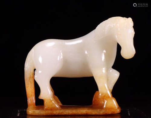 A HETIAN JADE HORSE PENDANT