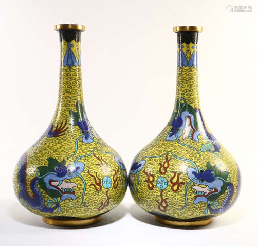 PAIR OF CLOISONNE VASE WITH DRAGON PATTERN