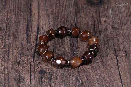 An Agate Bracelet