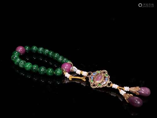 A Jadeite Bracelet