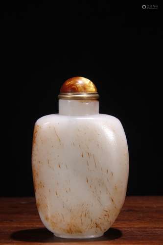 A Hetian Jade Snuff Bottle