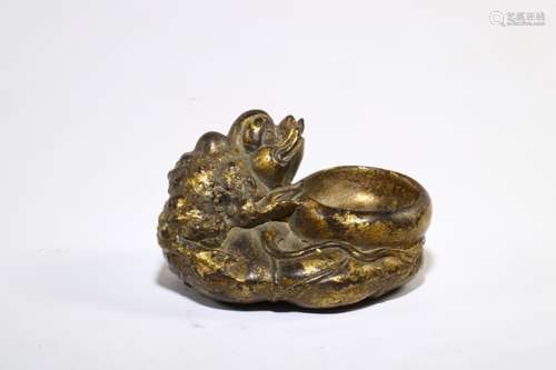 A Gilt Bronze Beast Button Brush Washer