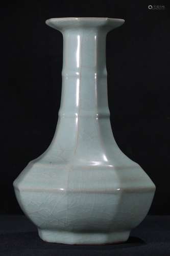 A Longquan Kiln Vase