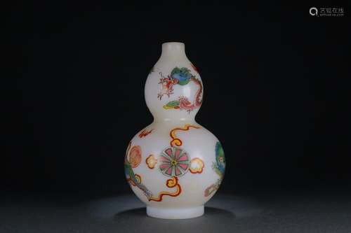 A Glassware Dragon Carved Gourd Vase