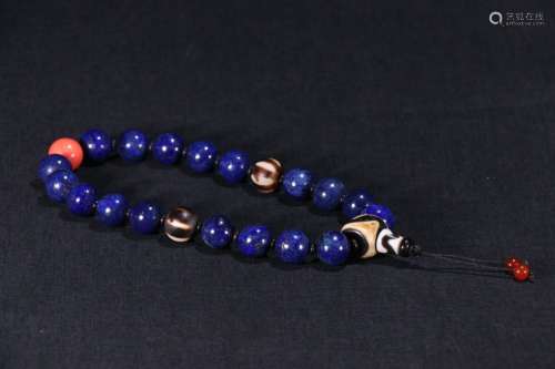 A Tibetan Lapis Lazuli 18-Bead Pendant