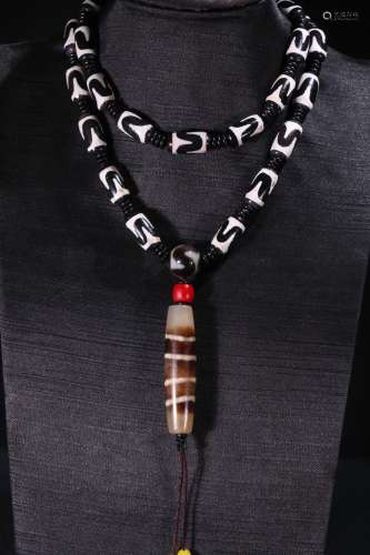 A Tibetan Dzi Bead Necklace