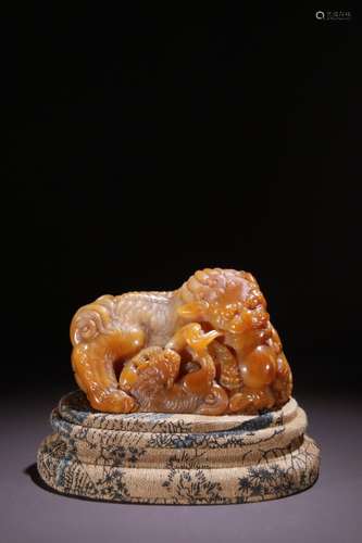 A Tianhuang Stone Beast Carved Ornament