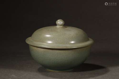 A Ru Kiln Bowl