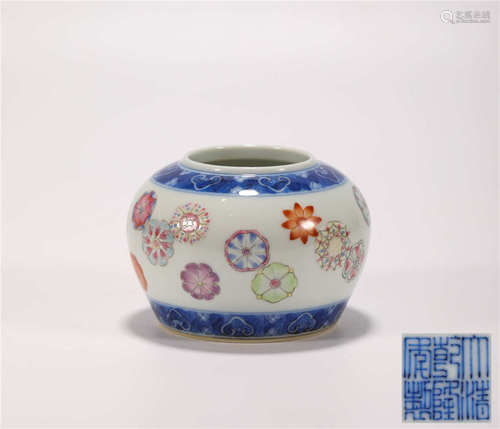 Colored Watering Container from Qing清代斗彩水盂