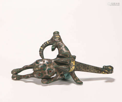 Bronze and Gilding Belt Hook in deer form from Han漢代青銅措金銀鹿形代勾