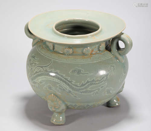 Green Kiln Censer in Dragon Design from Sonh宋代青瓷龍紋香爐