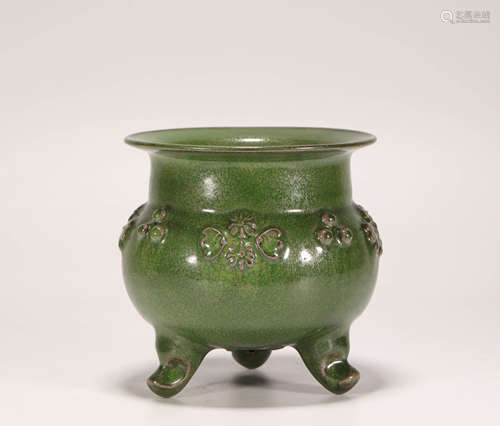 Green Glazed Three Foooted Censer from Song宋代綠釉三足香爐