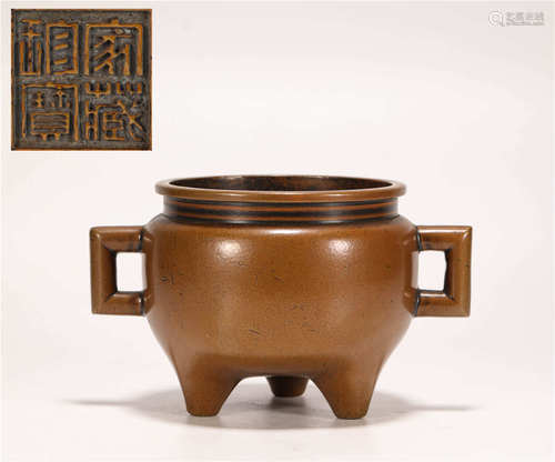 Copper and three Footed Censer from Qing清代銅質三足雙耳香爐