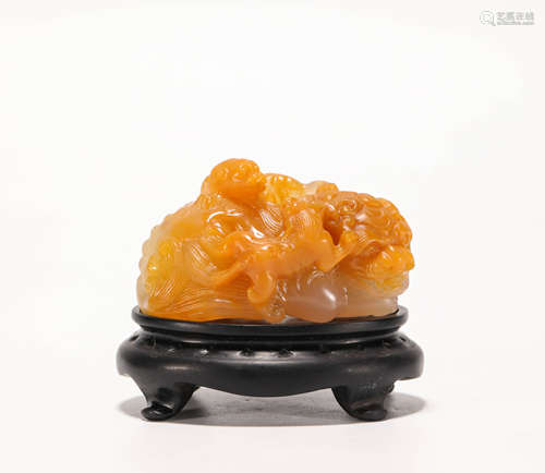 Yellow Stone Ornament from Qing清代田黄石少獅太獅擺件