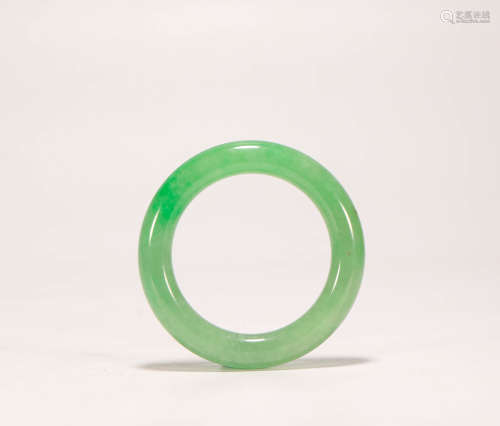 Green Jade Bracelet from Qing清代老翡翠手鐲