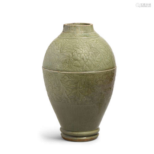 A massive longquan celadon vessel Early Ming dynasty