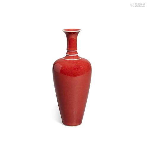A copper-red-glazed amphora Kangxi mark, late Qing dynasty
