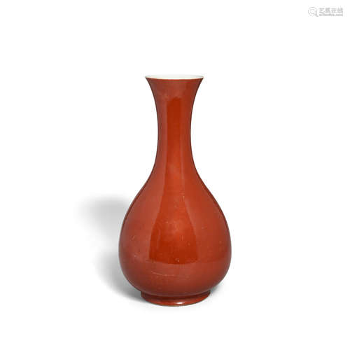 a coral red enameled porcelain vase Qing dynasty