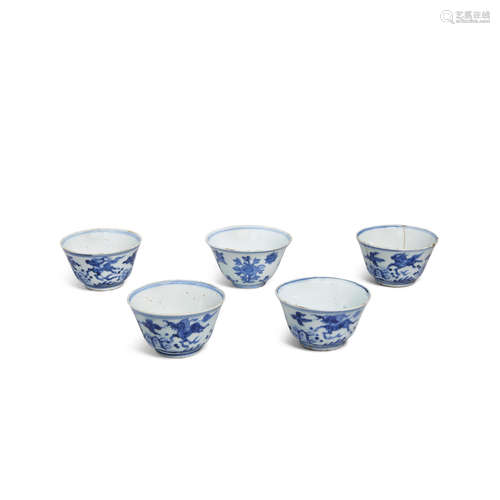 Five blue and white cups 17th century