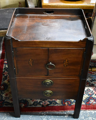 A Georgian mahogany tray top commode