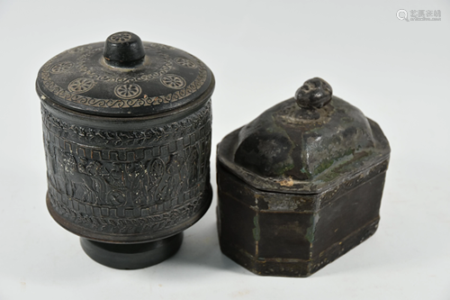 An early 19th century lead tobacco box and cover