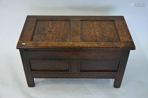 A small late 17th/18th century oak coffer