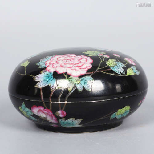 A Black Ground Flower Porcelain Inkpad Box