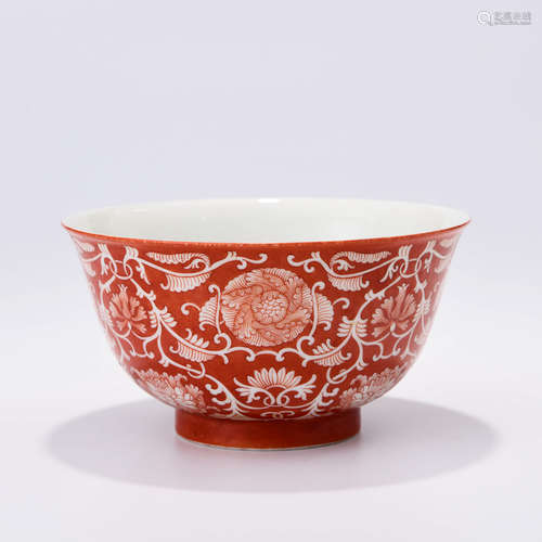 An Iron Red Flower Porcelain Bowl