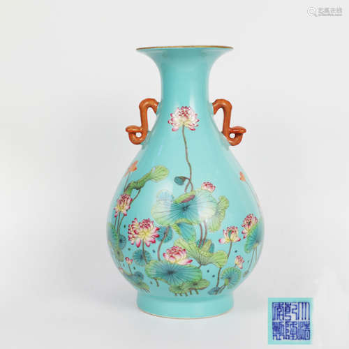 A Green Ground Lotus Porcelain Double-eared Yuhuchun Vase