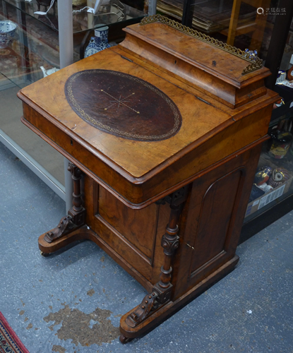 Victorian walnut davenport