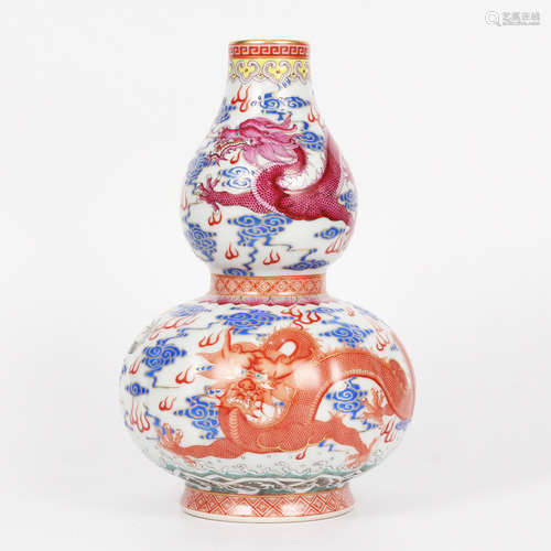 A Famille Rose Cloud and Dragon Porcelain Gourd-shaped Vase