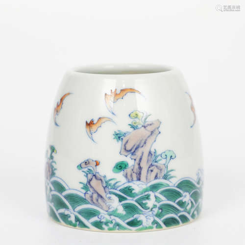 A Blue and White Doucai Bat and Seawater Porcelain Water Pot