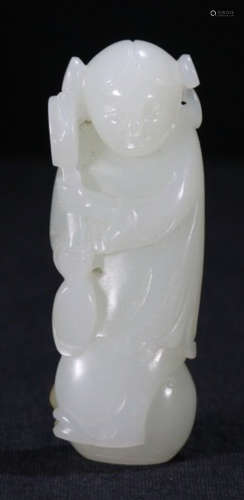 A HETIAN JADE CARVED FIGURE SHAPED PENDANT