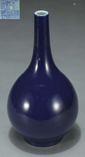 DAQINGQIANLONGNIANZHI MARK BLUE GLAZE DAN VASE