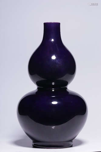 QIANLONG MARK, CHINESE PURPLE GLAZED GOURD VASE