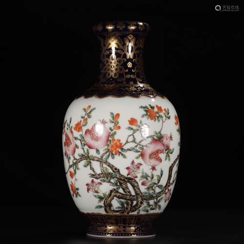 QIANLONG MARK, CHINESE FAMILLE ROSE BLUE GLAZED VASE